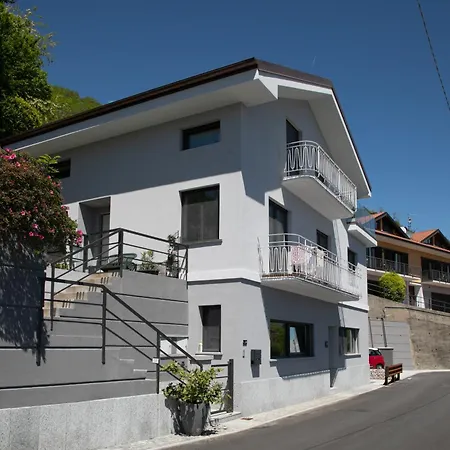Casa Del *